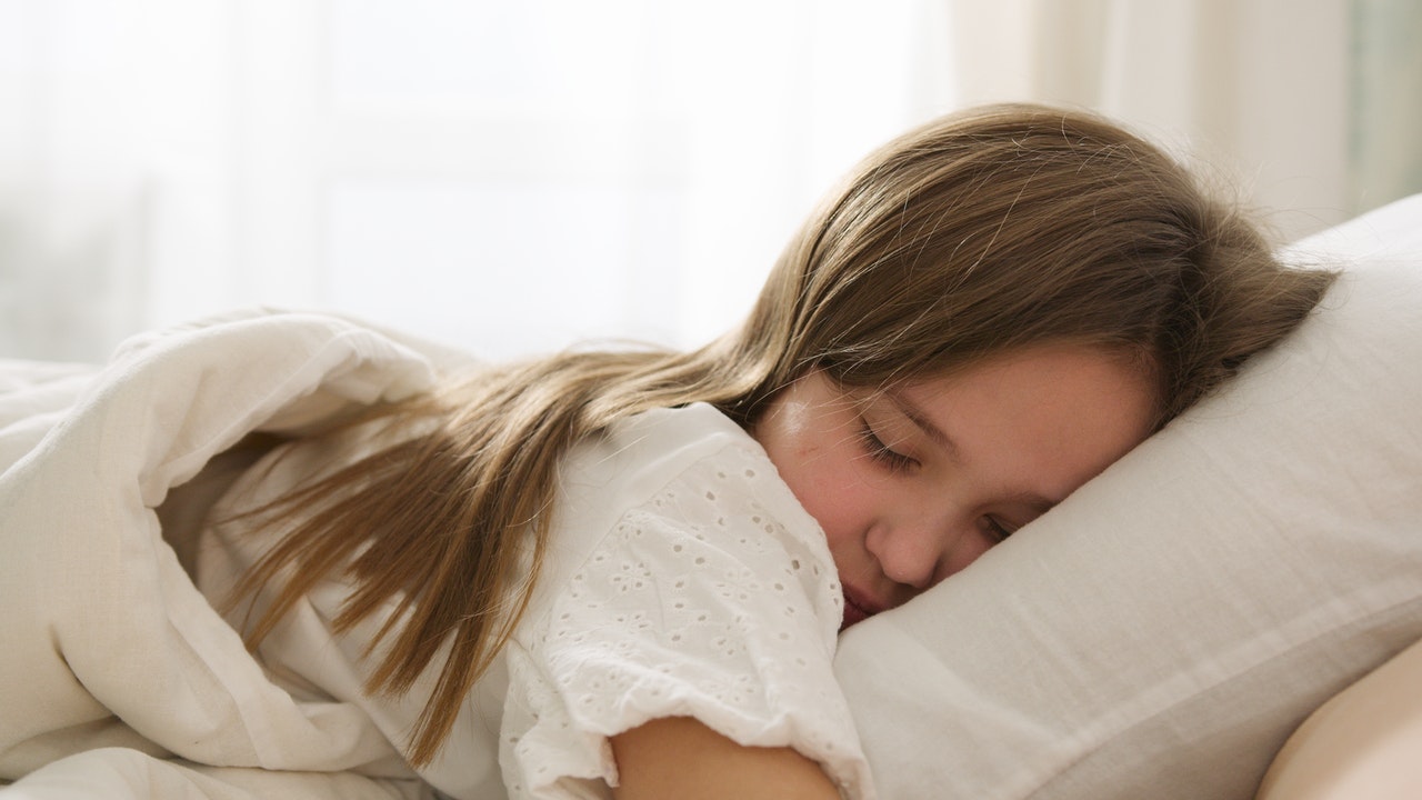 5 Tips To Make Your Child Sleep Faster